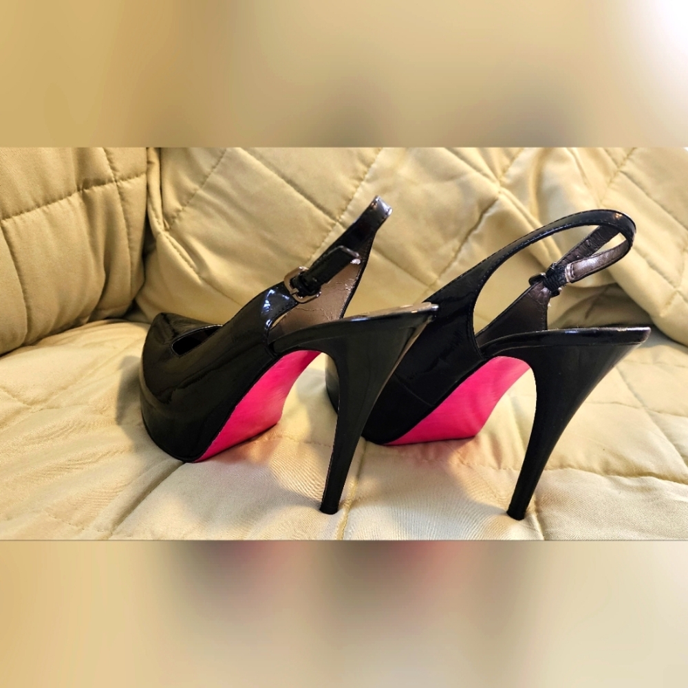 Women's Carlos sandals size 6.5